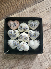 Load image into Gallery viewer, Limoncello Creme w/ Lavender Heart Melties
