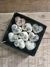 Load image into Gallery viewer, Limoncello Creme w/ Lavender Heart Melties
